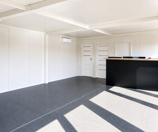 Open-plan modular office interior quady